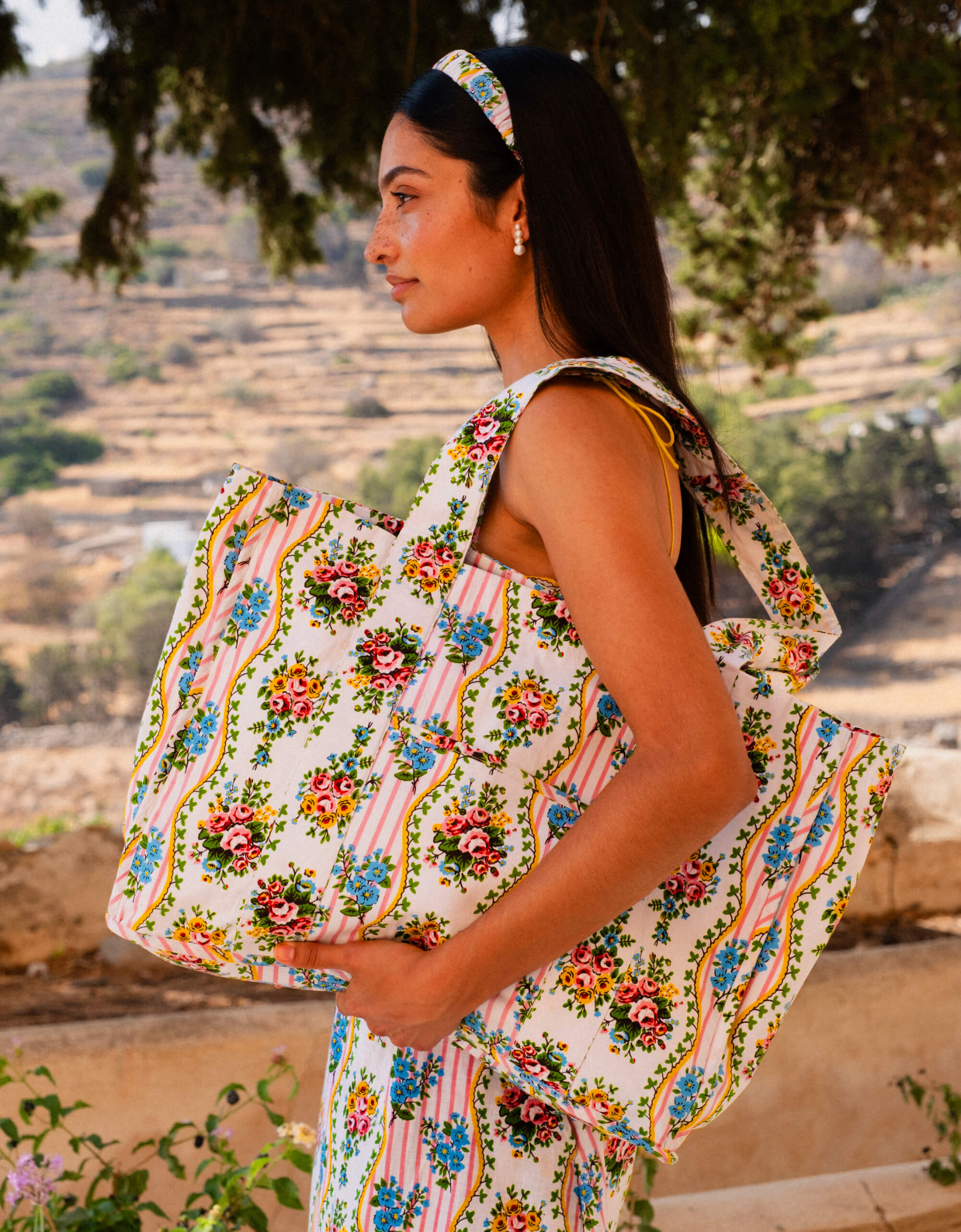 Vintage Bouquet Printed Canvas Tote Bag